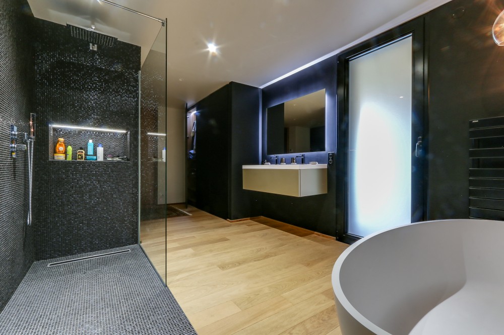 Salle de bain Cerasa by Concept Inside Salle de bain Cerasa by Concept Inside